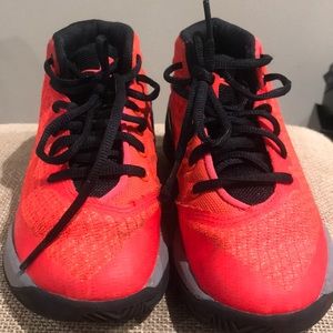 Boys size 12 Under Armour Steph Curry sneakers.